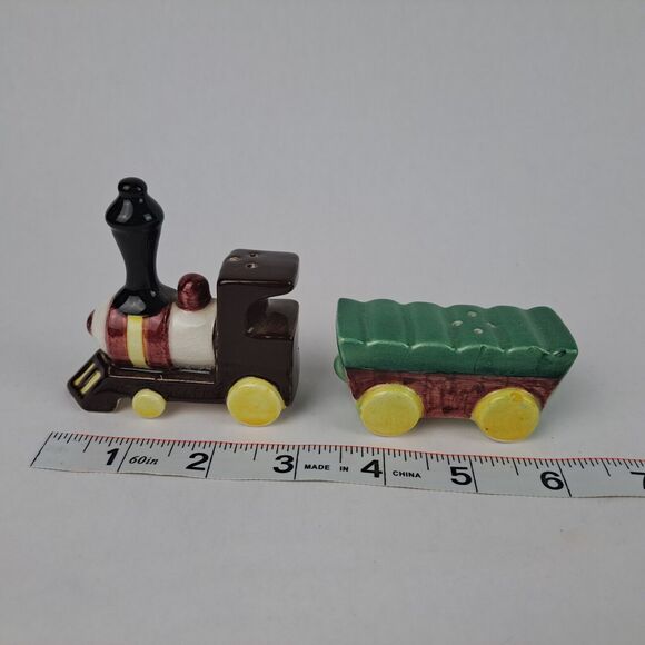 VTG Ceramic Train Salt Pepper Shaker Made in Japan Cork Stopper Colorful - Picture 1 of 7